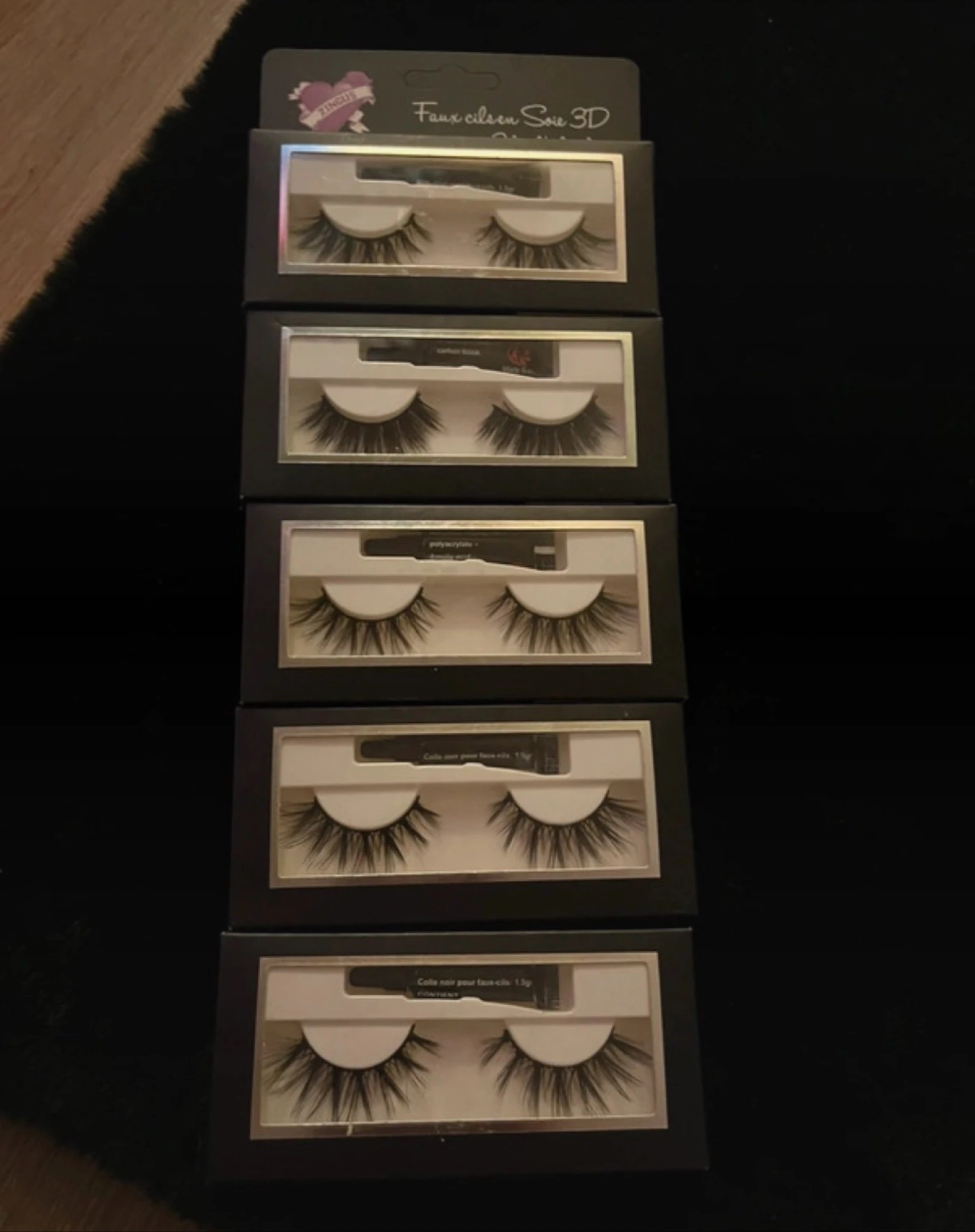 Faux cils 